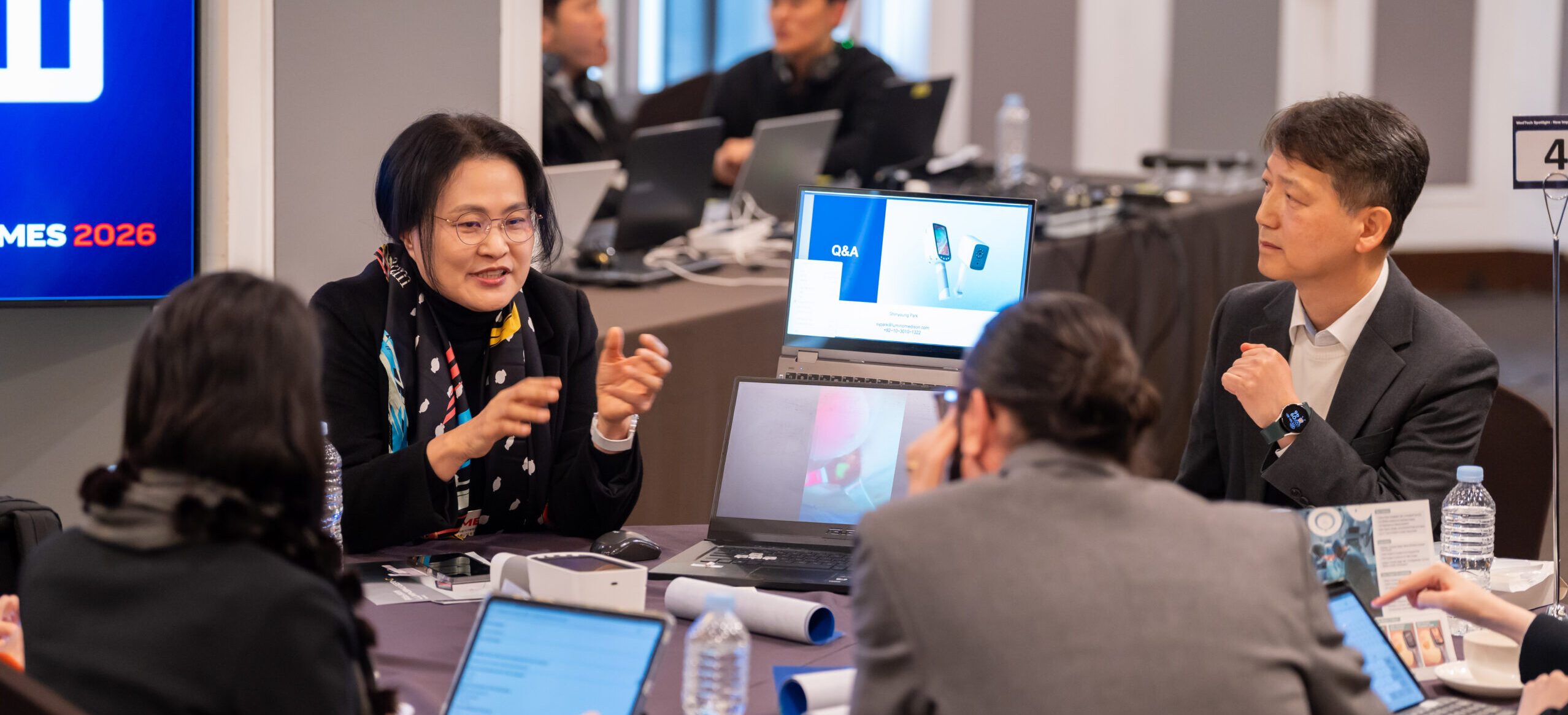 MedTech startup engaging with judges and mentors